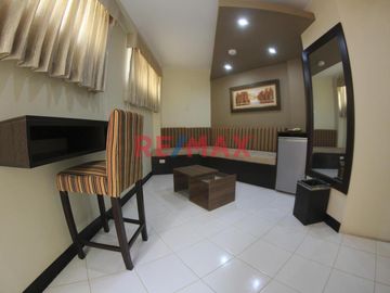Vendo Hotel 3 Estrellas Av. Husares De Junin Ac 1288 M2