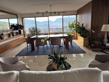 Venta-Espectacular Apartamento en Poblado - Las Lomas No. 2, Medellín