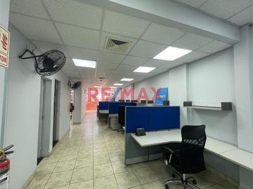 Venta Local Comercial Equipado En C.A.C. Faucett