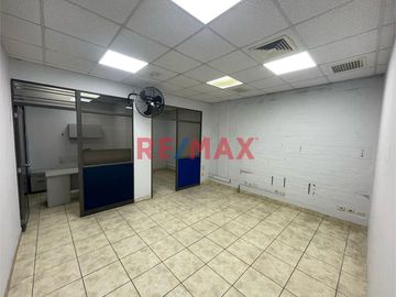 Venta Local Comercial Equipado En C.A.C. Faucett