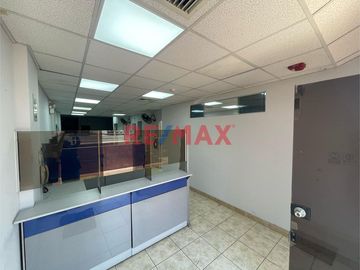 Venta Local Comercial Equipado En C.A.C. Faucett