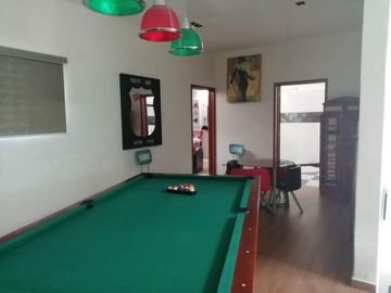 PEDREGAL DE QUERETARO IMPRESIONANTE RESIDENCIA CON 1100M2 DE TERRENO Y 750M2 DE CONSTRUCCION 3 RECAMARAS JARDIN VARIOS ESPACIOS