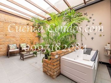 DEPARTAMENTO EN VENTA, PATIO PRIVADO, SECTOR ORDÓÑEZ LAZO.