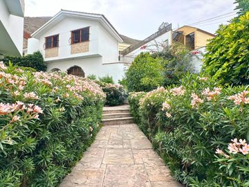 Remodelado, Acogedor, Luminoso, Jardines Lindos, Dpto. en La Molina