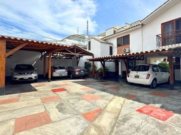 Remodelado, Acogedor, Luminoso, Jardines Lindos, Dpto. en La Molina