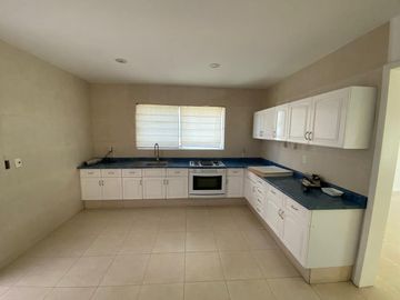 Casa en Venta y en Renta en Club de Golf La Hacienda