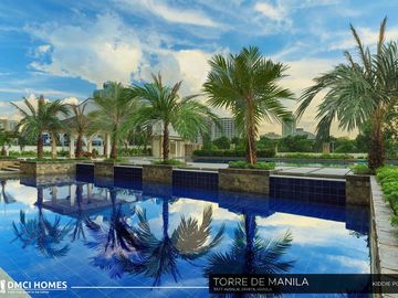 Nice 1 Bedroom with Parking Condominium For Sale in Manila Torre De Manila