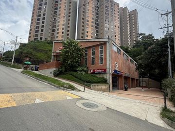 Estrena Apartamento en Venta en Unidad Cerrada, Sector Valerias, Bello, Antioquia..