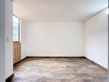 Estrena Apartamento en Venta en Unidad Cerrada, Sector Valerias, Bello, Antioquia..