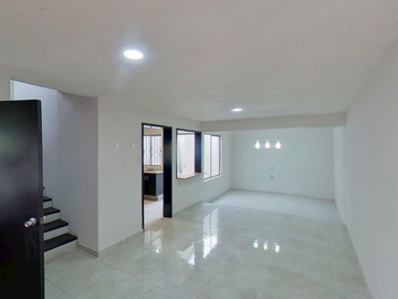 Casa en venta en Col. Díaz Ordaz, Zapopan