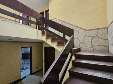 AV. INGLATERRA CASA EN VENTA A 500m DE LA MINERVA INTERESANTE PROYECTO PARA REMO