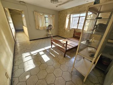 AV. INGLATERRA CASA EN VENTA A 500m DE LA MINERVA INTERESANTE PROYECTO PARA REMO
