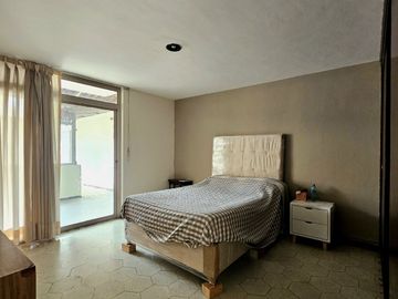 AV. INGLATERRA CASA EN VENTA A 500m DE LA MINERVA INTERESANTE PROYECTO