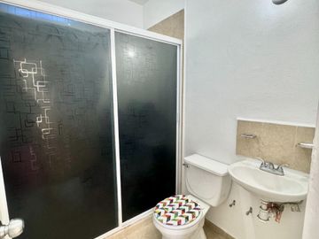 🌳 Casa en Héroes de Pénjamo: casa remodelada ideal para vivir equipada