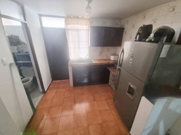 Casa en Venta (Incluye un Departamento) Exclusiva Zona – San Miguel