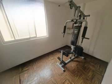 Casa en Venta (Incluye un Departamento) Exclusiva Zona – San Miguel