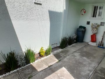 Se vende casa amplia de 2 niveles en Coacalco Edo. Méx. ¡Gran oportunidad!