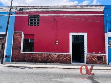 CASA COLONIAL PARA SER RESTAURADA EN CALLE PREMIUM EN EL CENTRO DE MERIDA