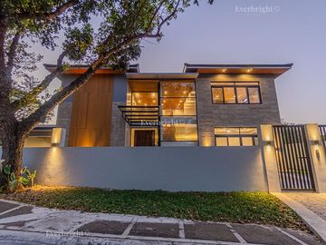**one away** Manila Southwoods brand new 5br house and lot with pool and golfcourse view for sale