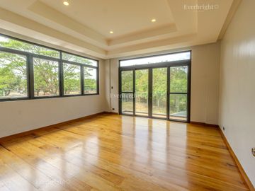 **one away** Manila Southwoods brand new 5br house and lot with pool and golfcourse view for sale
