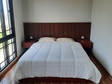 CARI HUNIAN EKSKLUSIF MURAH RAMAH DI KANTONG? Townhouse Eksklusif Ceger Raya, Pondok Aren tempatnya