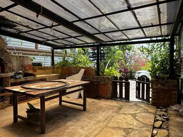 5 Bedrooms Country Home with Breathtaking Views Inside Gated Community