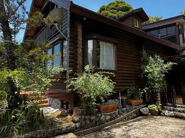 5 Bedrooms Country Home with Breathtaking Views Inside Gated Community
