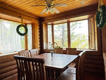 5 Bedrooms Country Home with Breathtaking Views Inside Gated Community