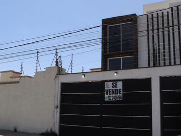CASA EN VENTA EN BARRIO DE LA VERAZRUZ , ZINACANTEPEC, VALLE TOLUCA