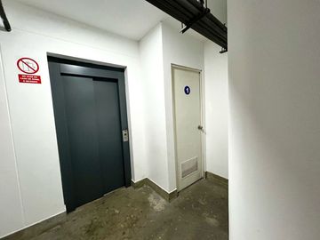 Dúplex de Autor con Terraza, Vista al Mar y Acabados de Lujo en Miraflores