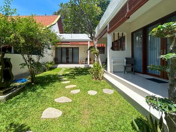 Modern Homestay Comfort with Pool Just Walking Distance to Sanur Beach Bali