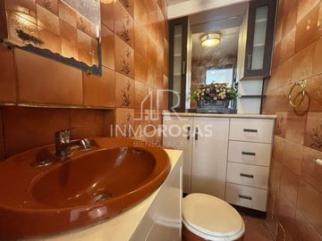 OPORTUNIDAD!! Vendo $80.000 Casa 4 Dormitorios, 1Parq, Sector Los Laureles