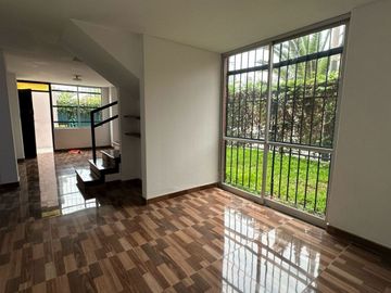 CASA DE DOS PLANTAS, SAN BORJA