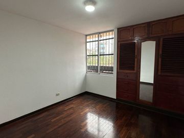 CASA DE DOS PLANTAS, SAN BORJA