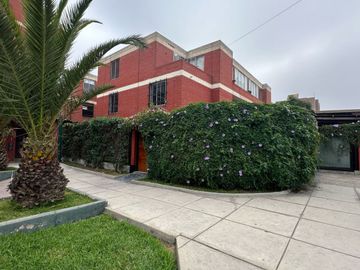 CASA DE DOS PLANTAS, SAN BORJA