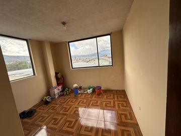 Casa comercial de venta norte de quito sector la ofelia
