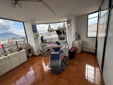 Casa comercial de venta norte de quito sector la ofelia