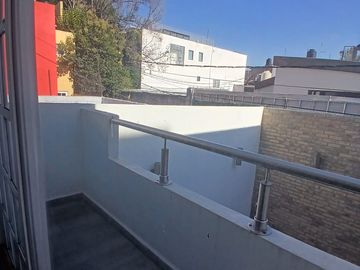 CASA EN VENTA EN CIRCUITO PINTORES COL.CIUDAD SATELITE (R)