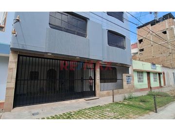 Vendo Departamento 2Do Piso En Calle Huascar Con Av. Los Incas Ao 50.70