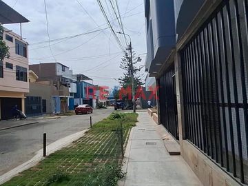 Vendo Departamento 2Do Piso En Calle Huascar Con Av. Los Incas Ao 50.70