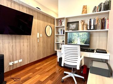Moderno departamento finos acabados