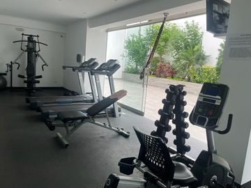 Moderno departamento finos acabados