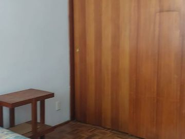 Se Vende casa con uso comercial , 2 casas con entrada independiente y local comercial UF 10.500