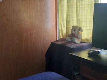 Se Vende casa con uso comercial , 2 casas con entrada independiente y local comercial UF 10.500