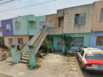 CASA DE RECUPERACIÓN BANCARIA EN CALLE BAJA CALIFORNIA, COL. OASIS, VERACRUZ, VERACRUZ. ¡NO SE ACEPTAN CRÉDITOS!