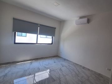 CASA EN VENTA EN RESIDENCIAL ARBOLADA, CANCUN