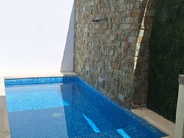 CASA EN VENTA EN RESIDENCIAL ARBOLADA, CANCUN
