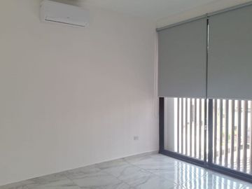 CASA EN VENTA EN RESIDENCIAL ARBOLADA, CANCUN