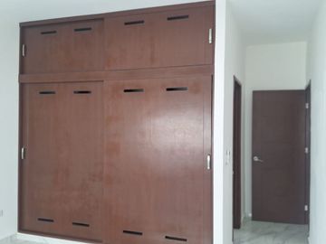 CASA EN VENTA EN RESIDENCIAL ARBOLADA, CANCUN