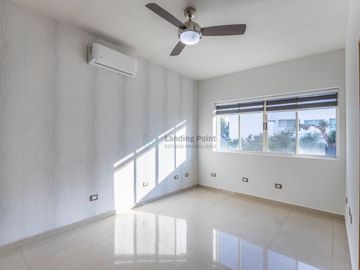 Casa en Venta Cumbres Elite